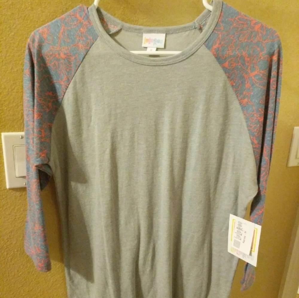 Lularoe randy medium